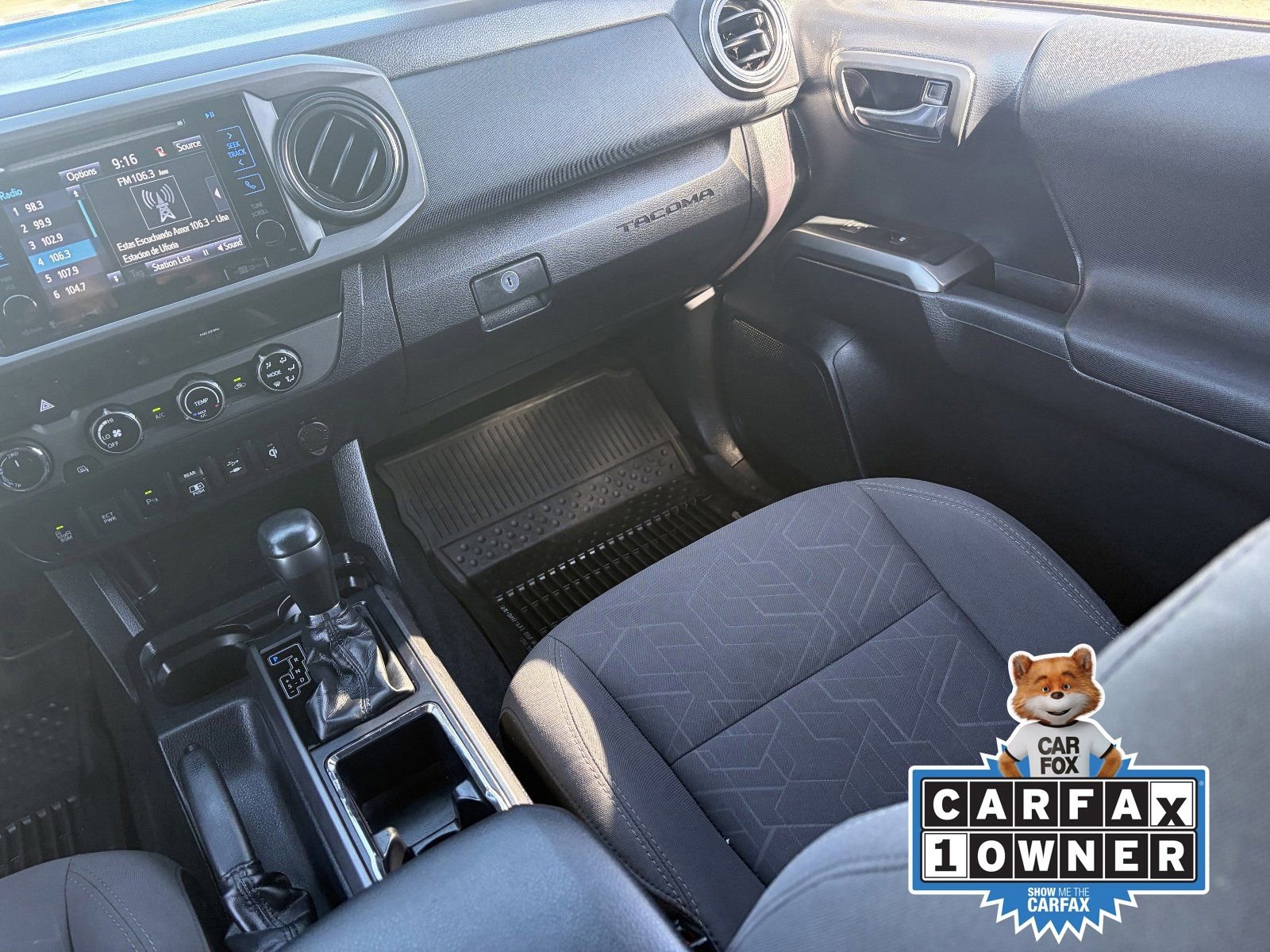 Used 2018 Toyota Tacoma TRD Off-Road w/ Technology Package AWD/4WD image 17