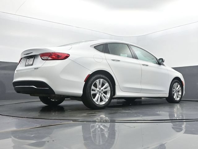 Used 2016 Chrysler 200 Limited w/ Convenience Group FWD image 49