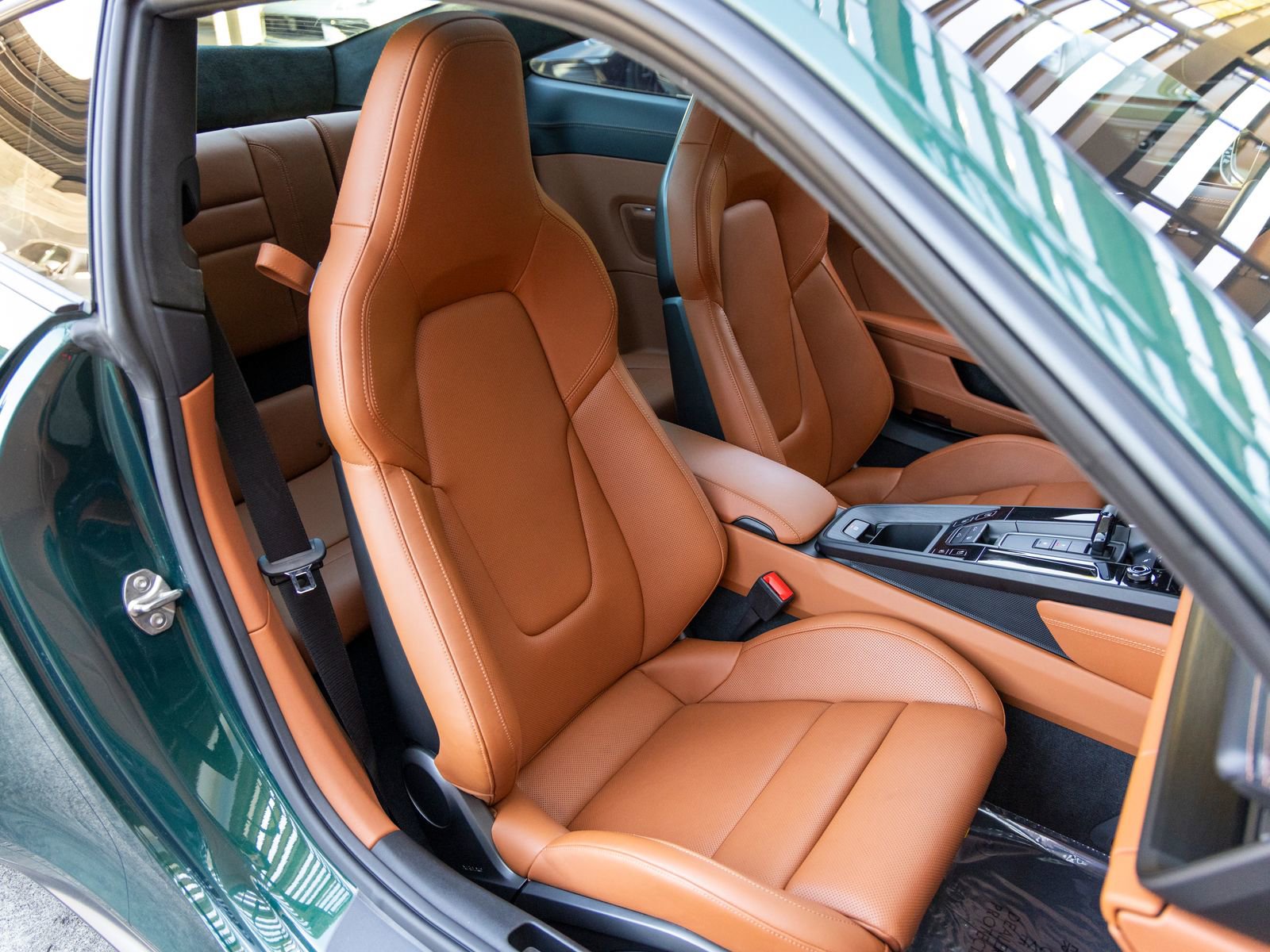 Certified 2025 Porsche 911 Carrera GTS RWD image 49
