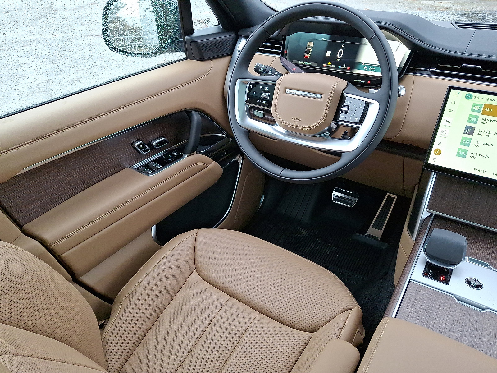 New 2026 Land Rover Range Rover SE image 12