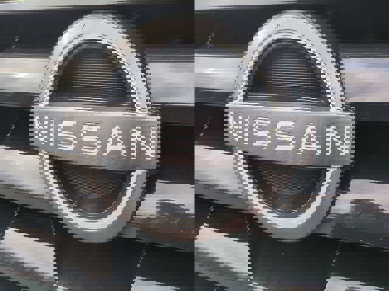 Used 2021 Nissan Armada SV image 12