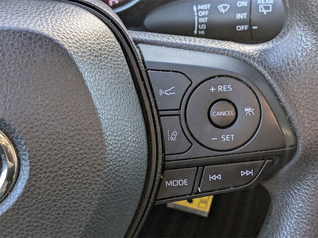 Used 2024 Toyota RAV4 LE image 29