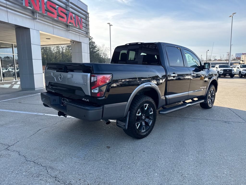 Certified 2021 Nissan Titan Platinum Reserve w/ Moonroof Package image 7