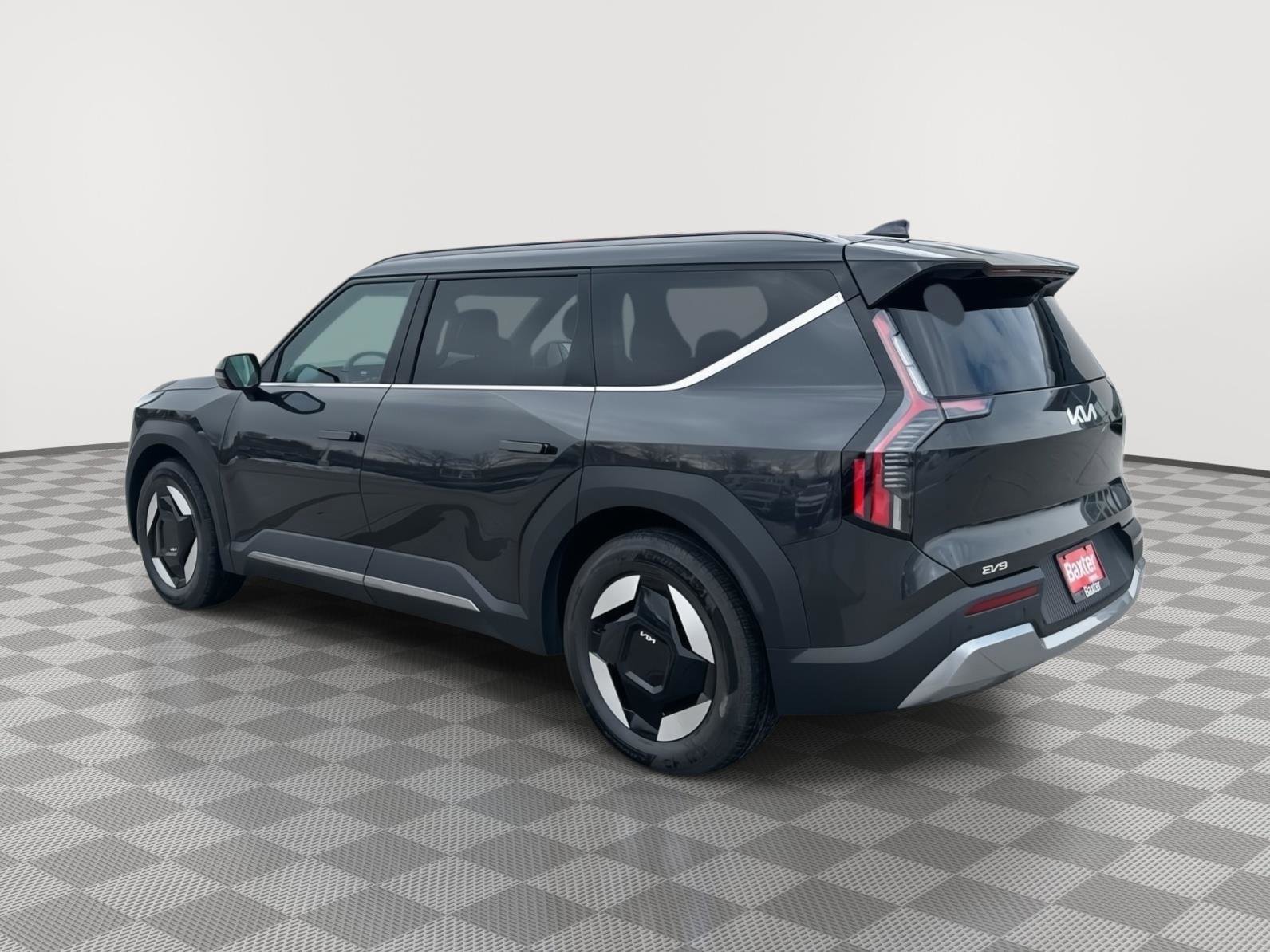 Used 2024 Kia EV9 Wind image 13