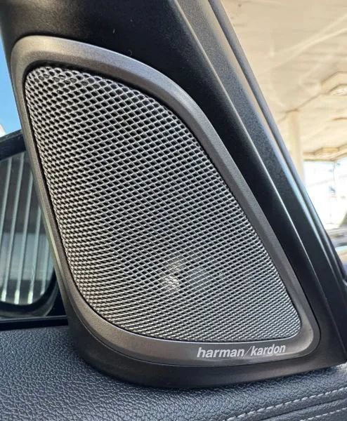 Used 2018 BMW 740i RWD image 39