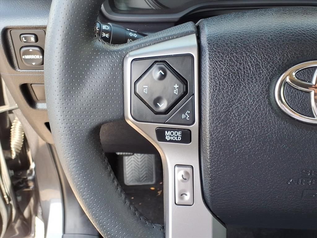 Used 2022 Toyota 4Runner SR5 Premium image 28