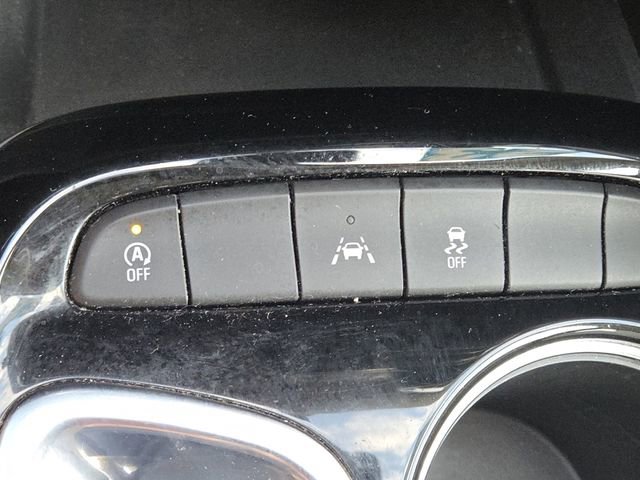 Certified 2023 Buick Encore GX Preferred w/ Cold Weather Comfort Package FWD image 8