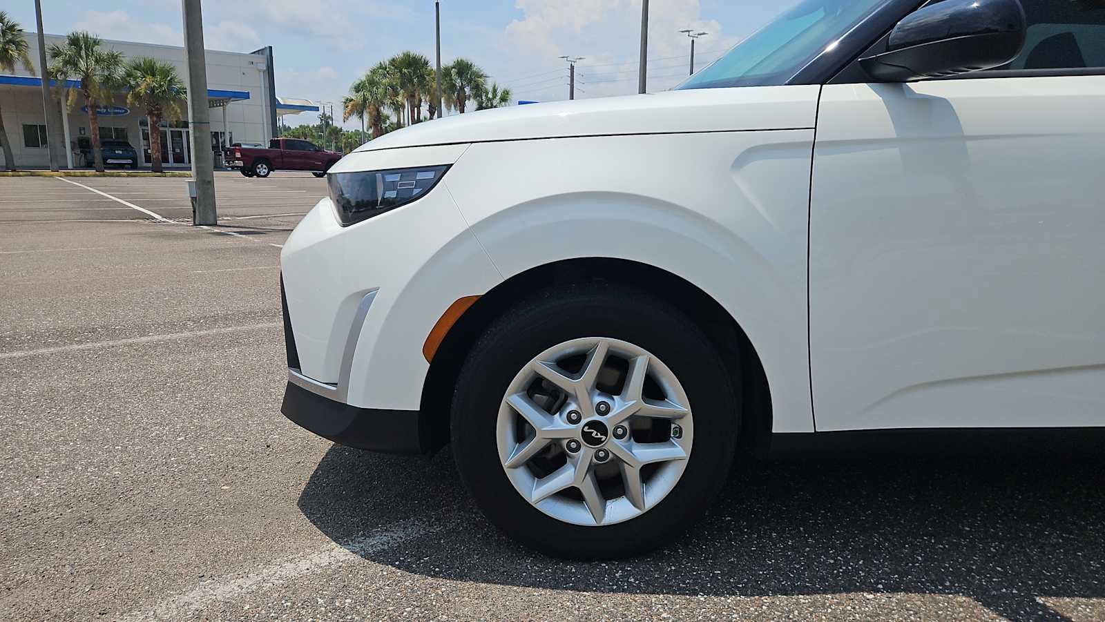 Used 2024 Kia Soul S FWD image 18