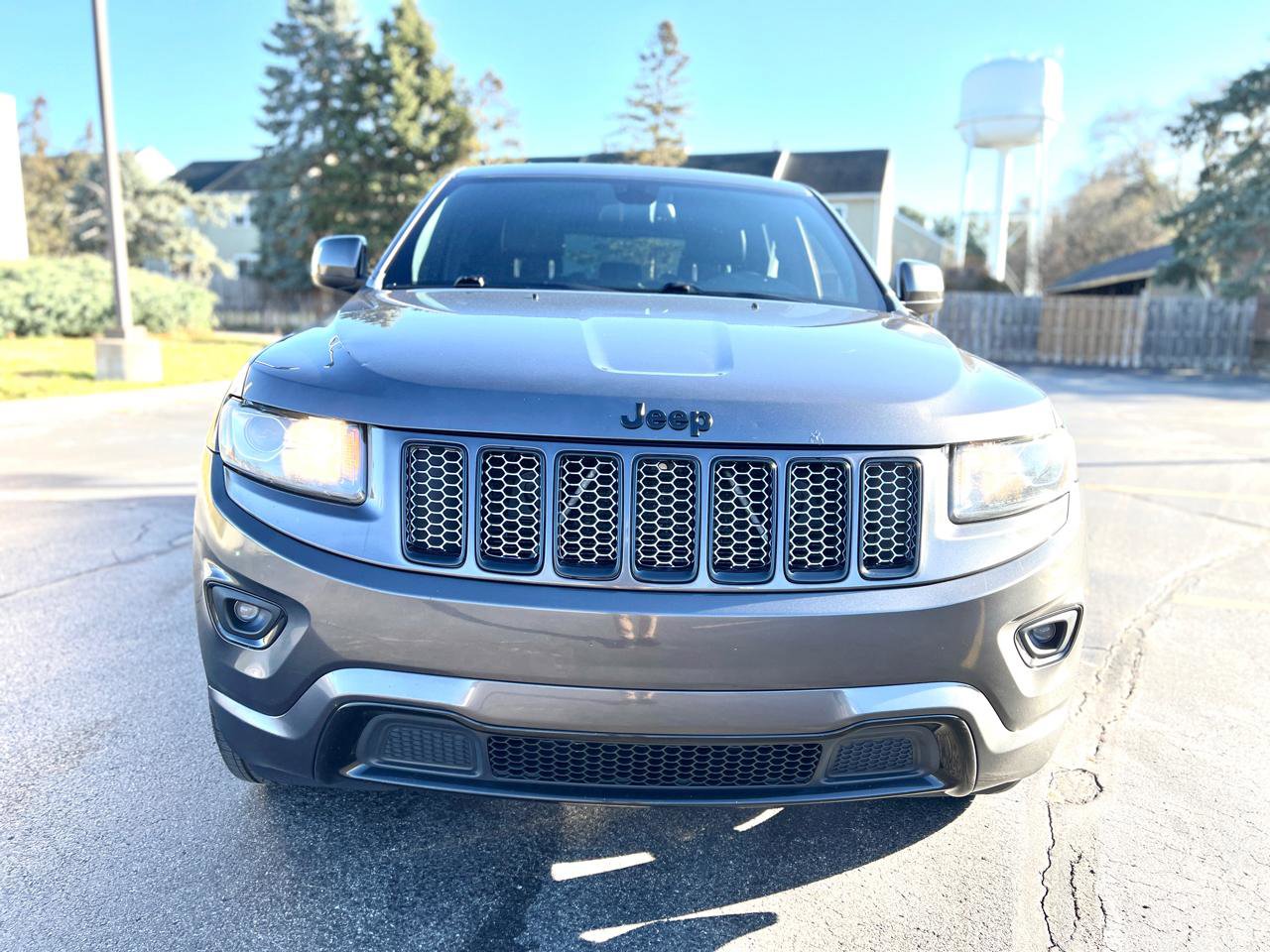 Used 2015 Jeep Grand Cherokee Altitude image 12
