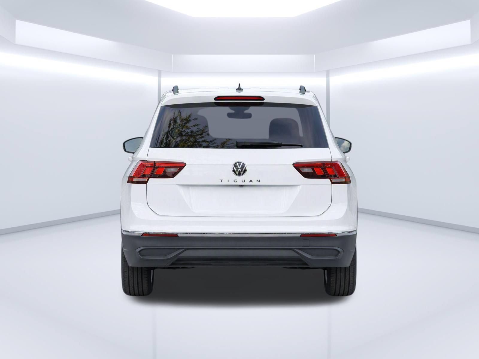 Used 2023 Volkswagen Tiguan S FWD image 7