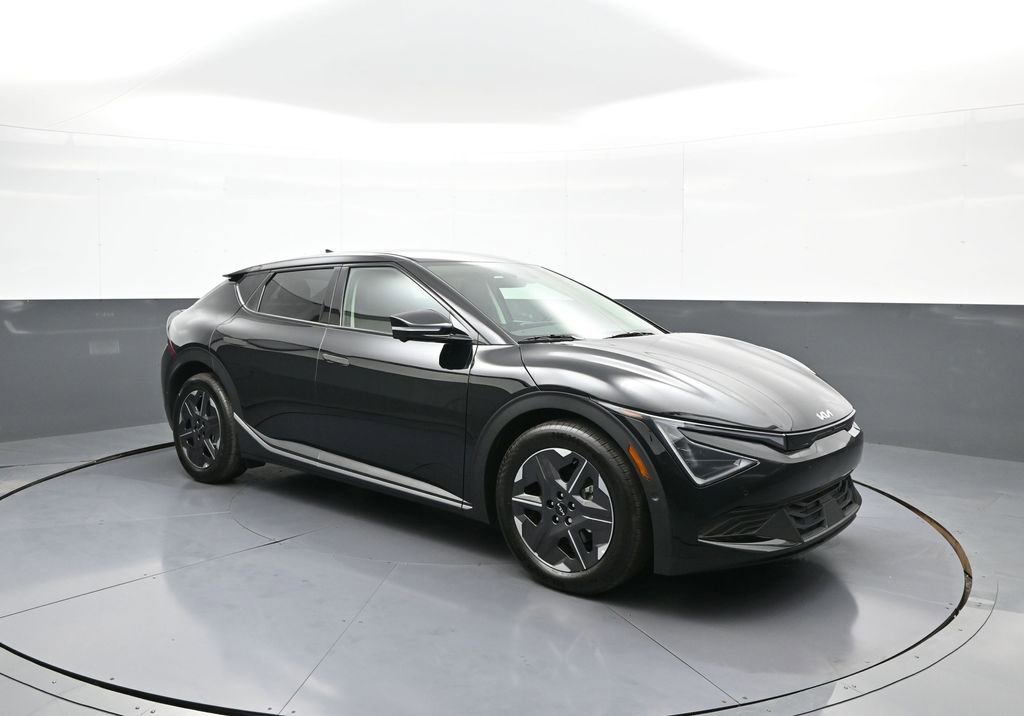 New 2025 Kia EV6 Light w/ Light LR Technology Package image 4