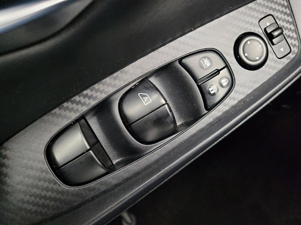 Used 2020 Nissan Sentra SV w/ Lighting Package FWD image 27