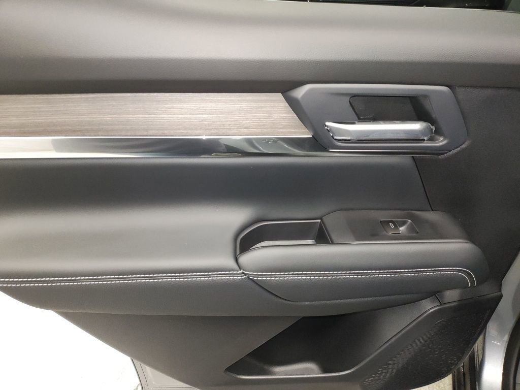 New 2026 GMC Terrain Denali image 28