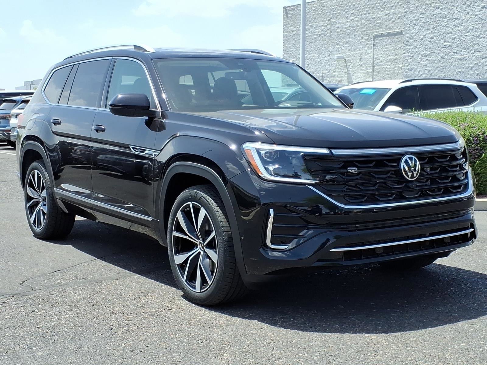 New 2026 Volkswagen Atlas SEL Premium R-Line