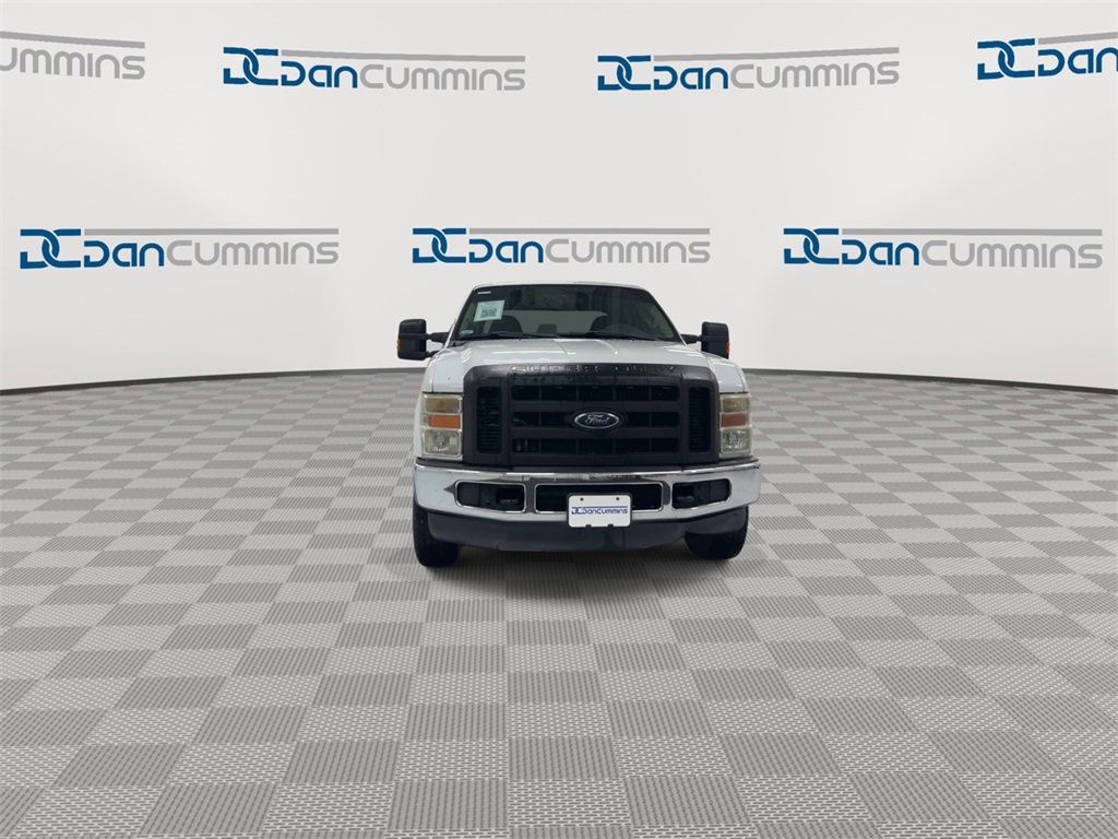 Used 2010 Ford F250 XL image 3
