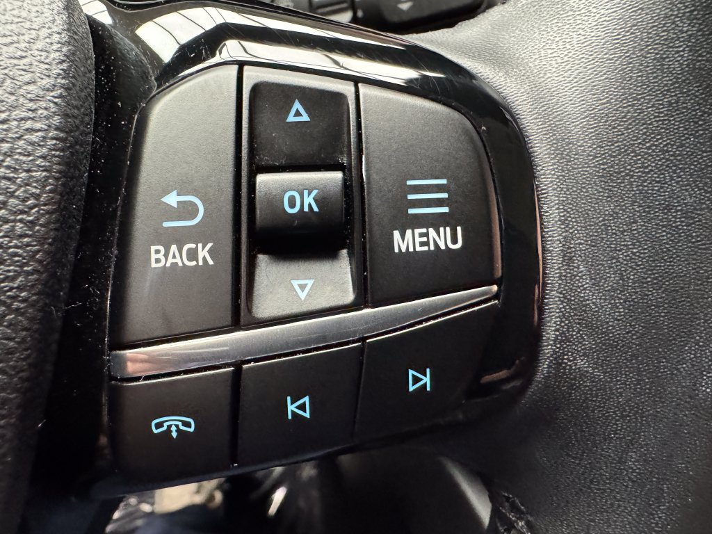 Certified 2023 Ford Escape SE FWD image 17
