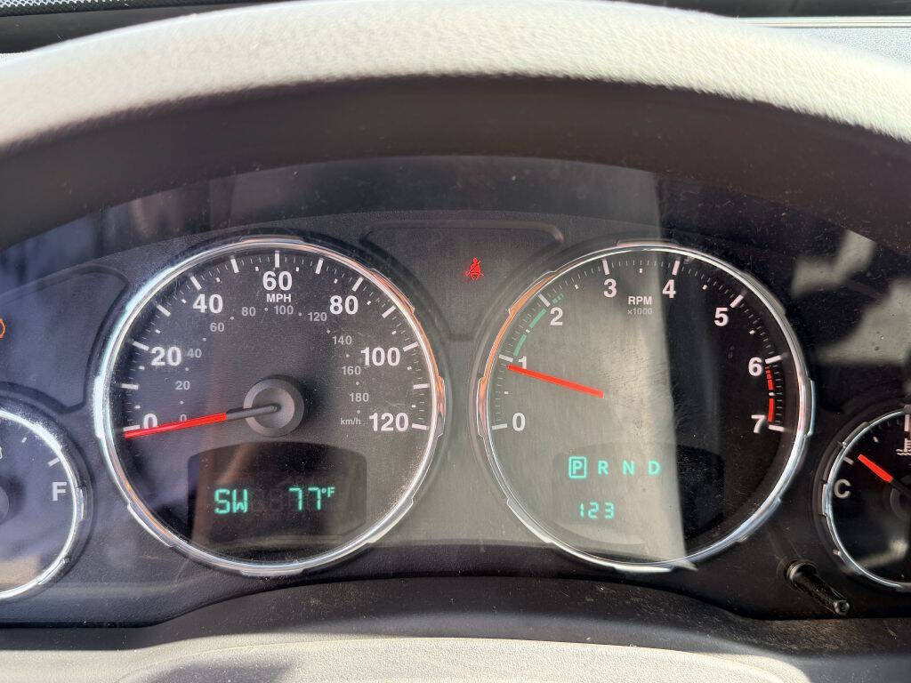 Used 2012 Jeep Liberty Sport w/ Popular Equipment Group AWD/4WD image 15