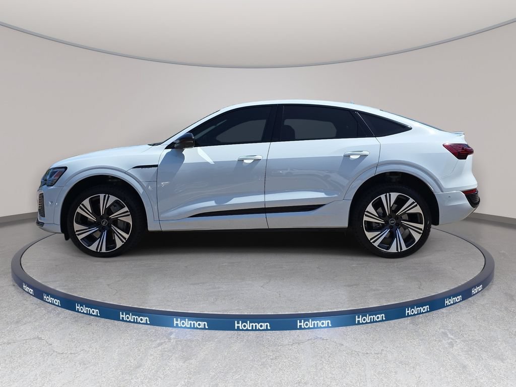 Certified 2024 Audi Q8 e-tron Prestige AWD/4WD image 9