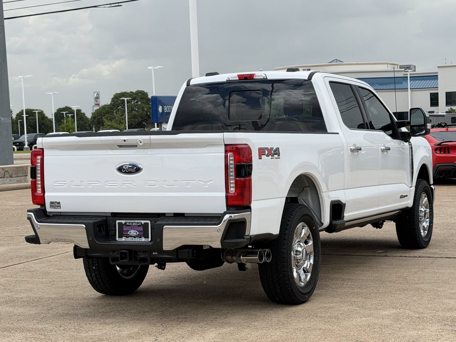 Used 2025 Ford F250 Lariat w/ Lariat Ultimate Package AWD/4WD image 4
