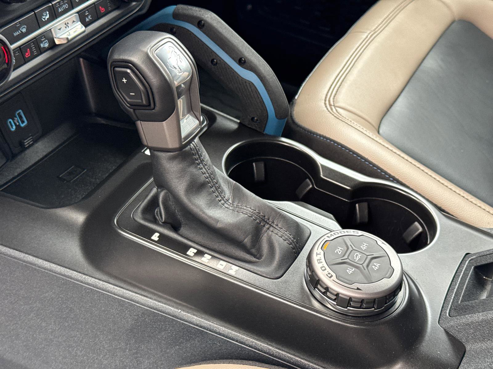 Certified 2023 Ford Bronco Wildtrak image 27