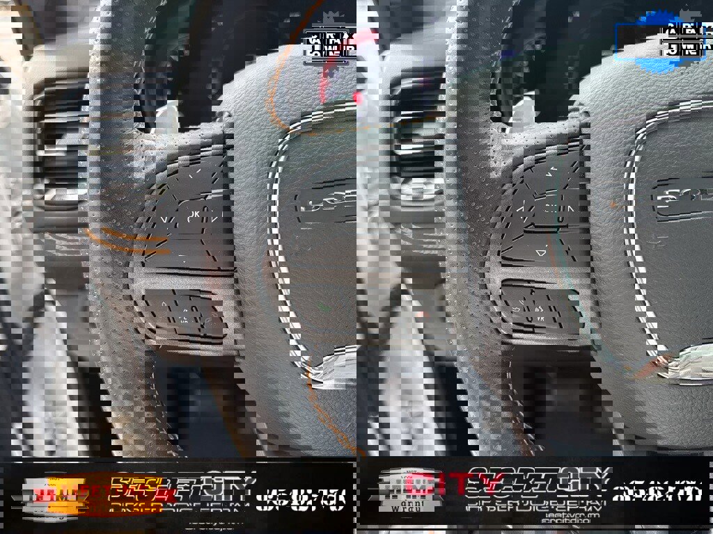 Used 2023 Dodge Durango R/T w/ Hemi Orange Plus Package image 40