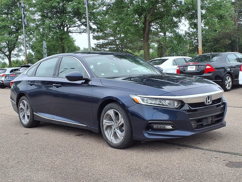 Used 2018 Honda Accord EX image 3