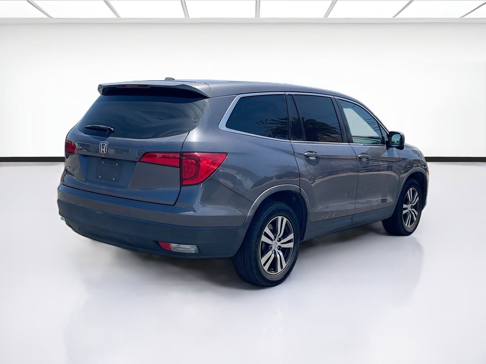 Used 2018 Honda Pilot EX-L image 4