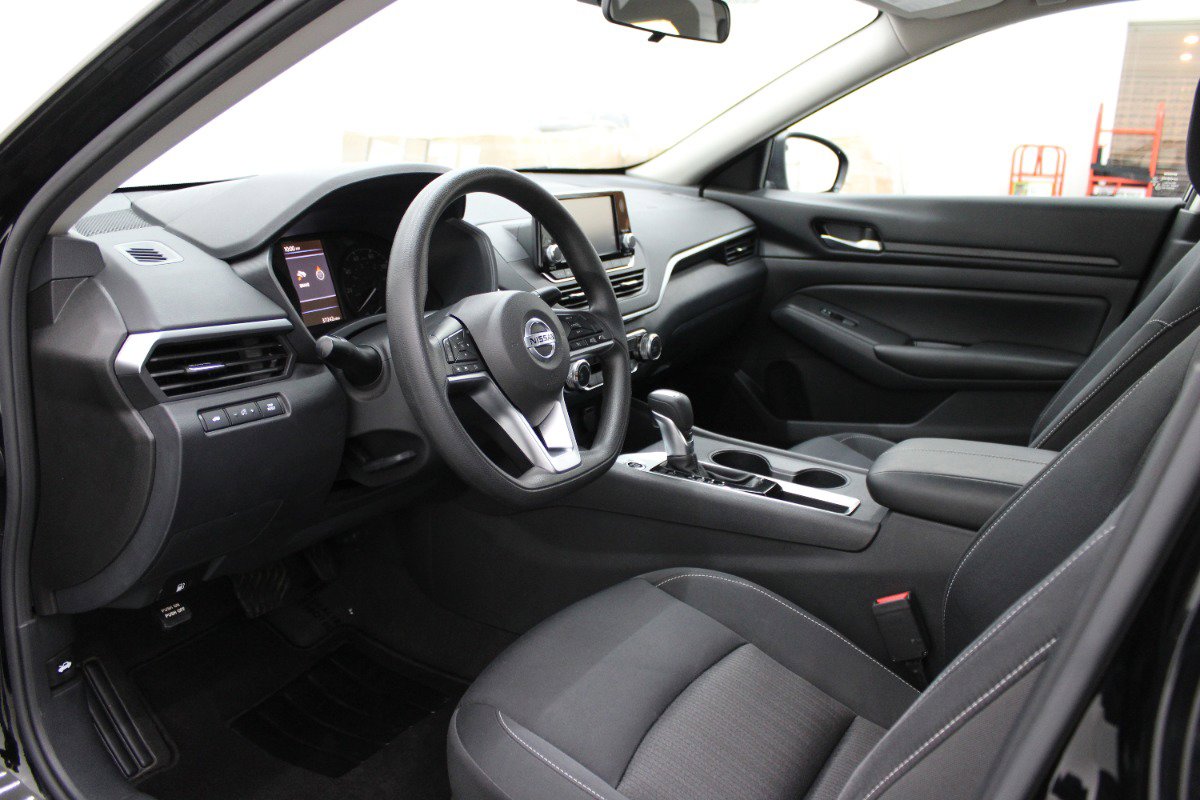 Used 2022 Nissan Altima 2.5 S image 7