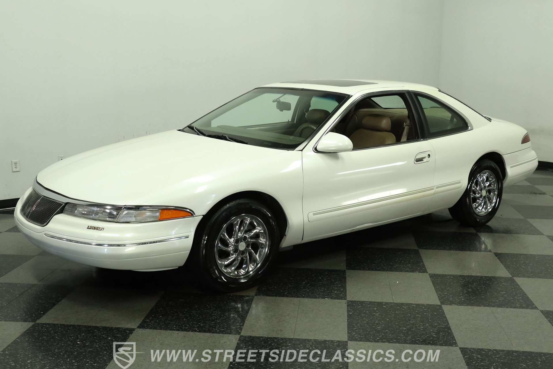 Used 1993 Lincoln Mark VIII RWD image 6