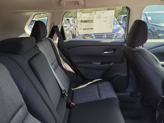 New 2026 Nissan Rogue SV FWD image 32