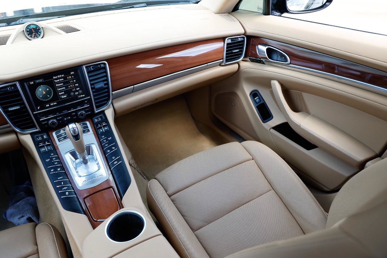 Used 2014 Porsche Panamera S RWD image 21