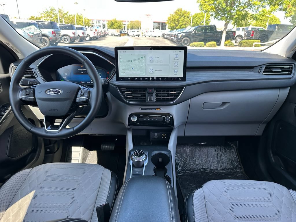 Used 2024 Ford Escape SE w/ PHEV Premium Package FWD image 21