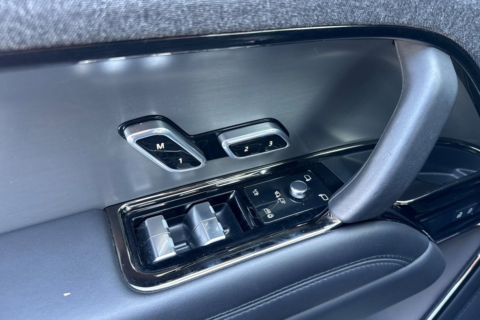 Used 2024 Land Rover Range Rover Sport Dynamic SE image 10