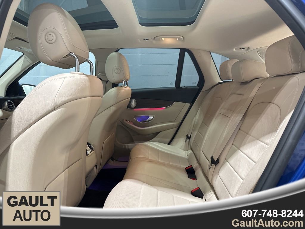 Used 2020 Mercedes-Benz GLC 300 4MATIC image 17
