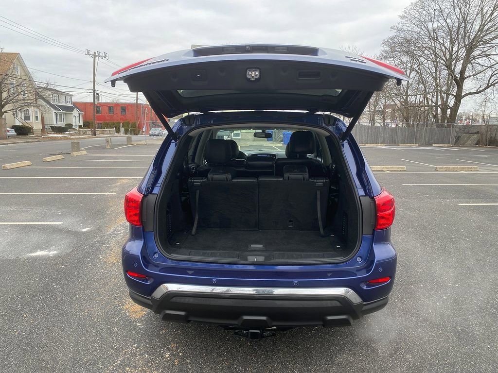 Used 2019 Nissan Pathfinder SL image 16
