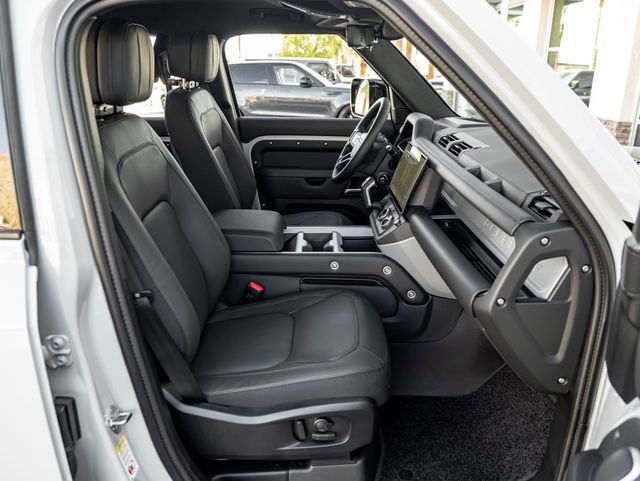 New 2026 Land Rover Defender 110 X AWD/4WD image 33