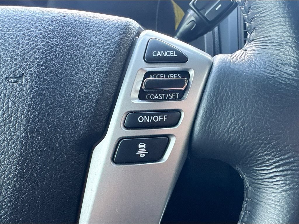 Certified 2024 Nissan Titan SV w/ SV Convenience Package RWD image 12