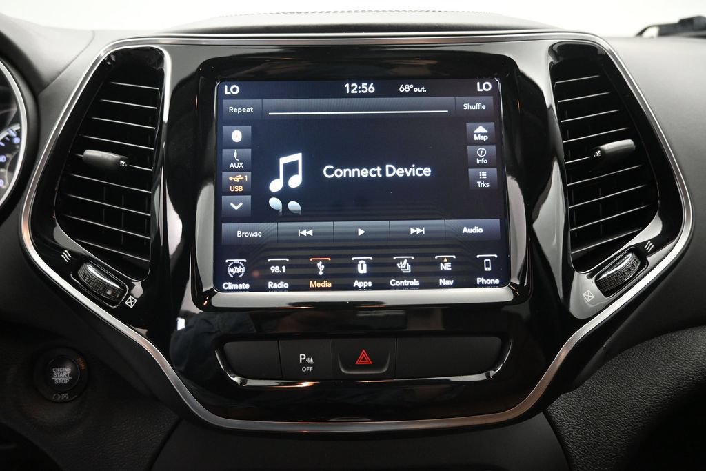Used 2019 Jeep Cherokee Overland AWD/4WD image 15