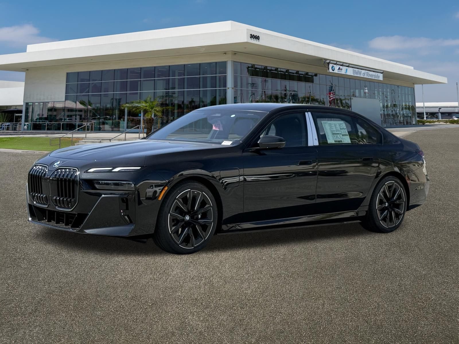 New 2026 BMW 750e xDrive w/ Premium Package AWD/4WD image 5