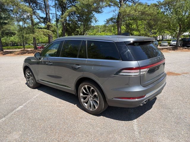 Used 2025 Lincoln Aviator Reserve w/ Luxury Package AWD/4WD image 3