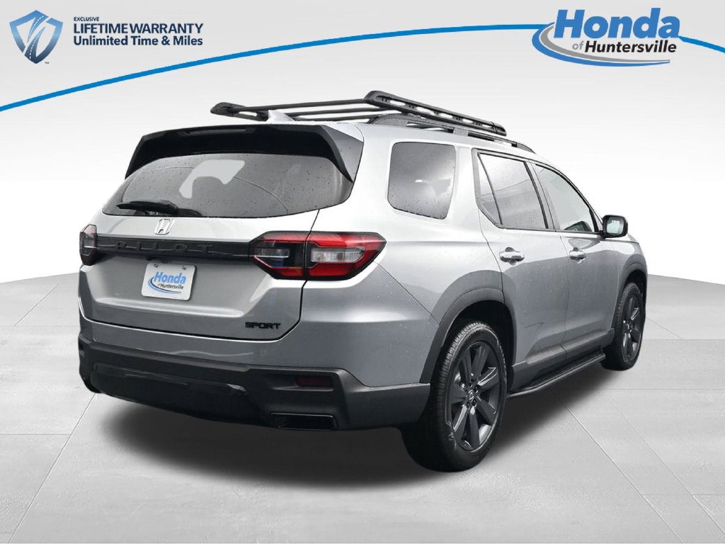 New 2026 Honda Pilot Sport image 9