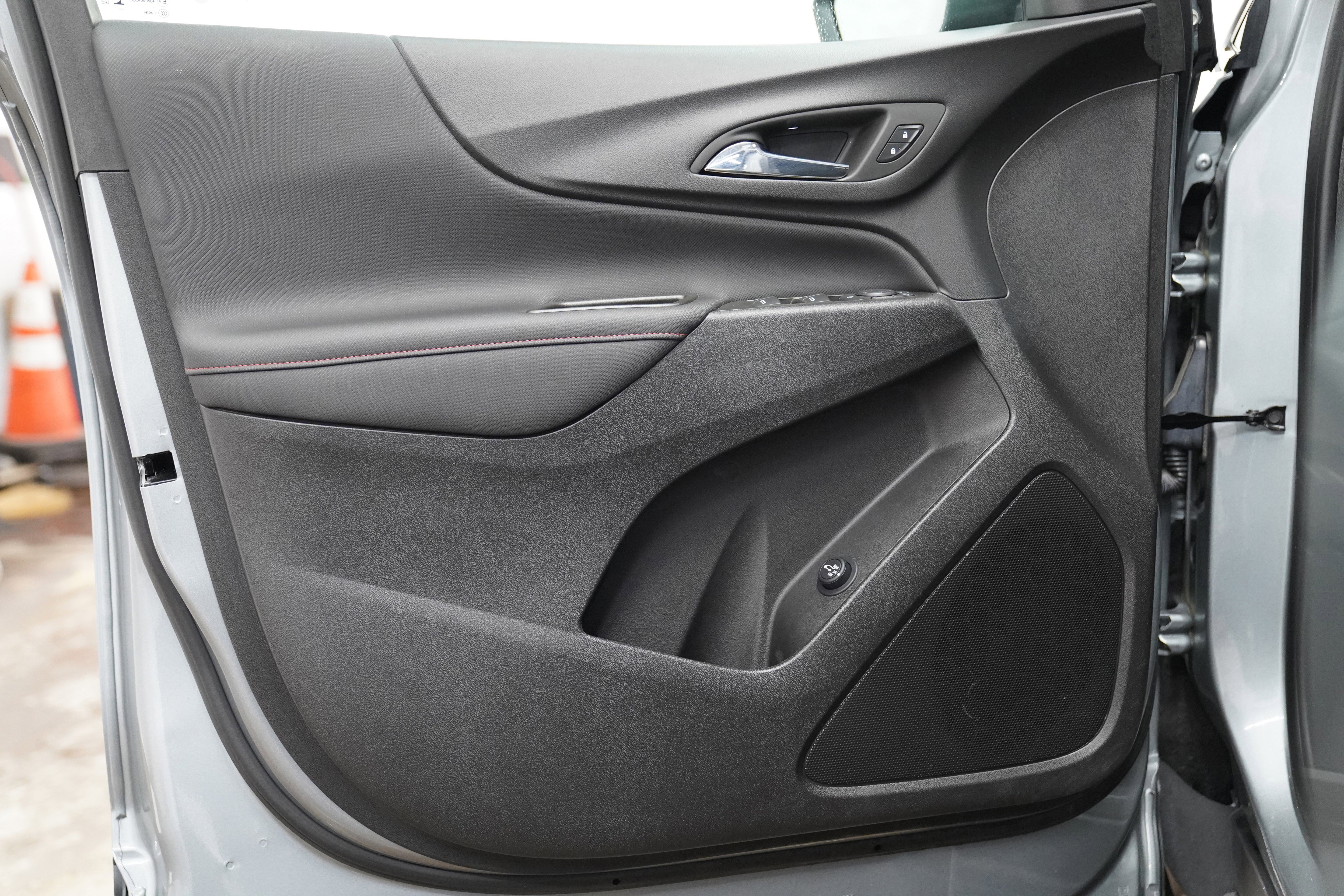 Used 2024 Chevrolet Equinox RS image 16