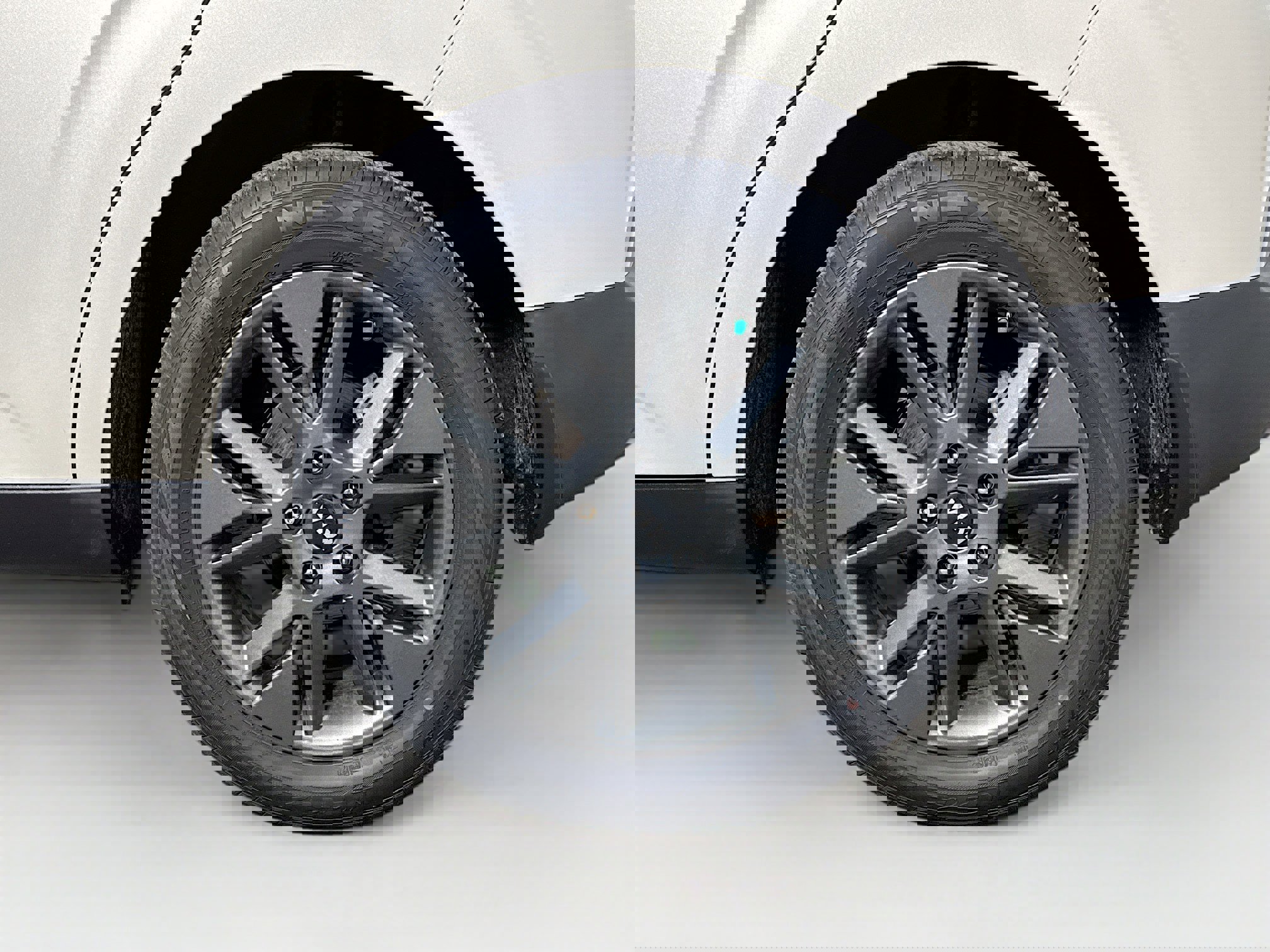 Used 2020 Kia Soul EX image 29