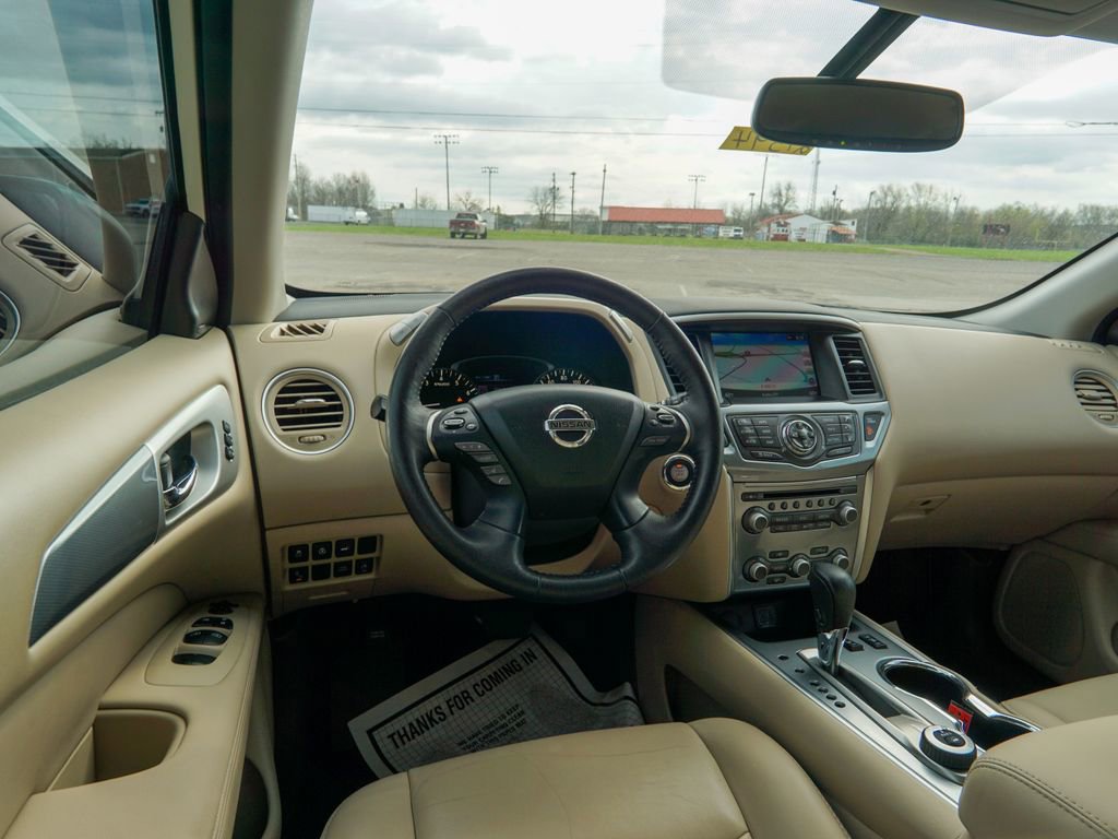 Used 2019 Nissan Pathfinder SL image 14