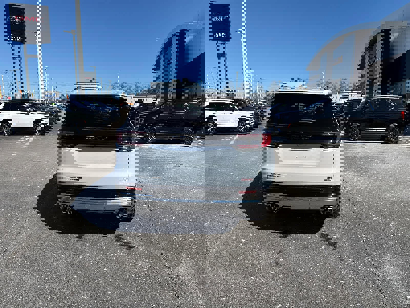 New 2026 GMC Acadia Denali w/ Super Cruise Package image 6