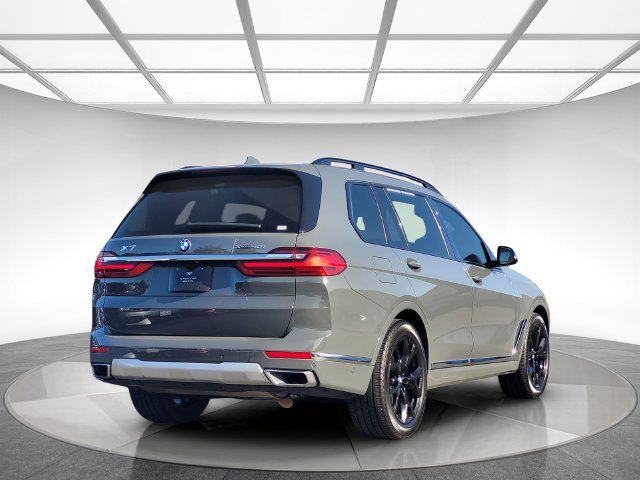 Used 2021 BMW X7 xDrive40i w/ Premium Package AWD/4WD image 4