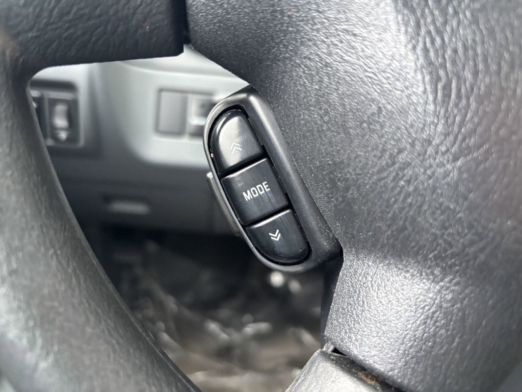 Used 2003 Nissan Xterra XE w/ Power Pkg image 14