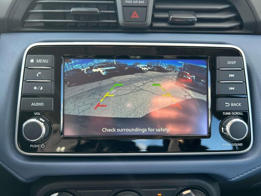 New 2025 Nissan Versa SV image 11