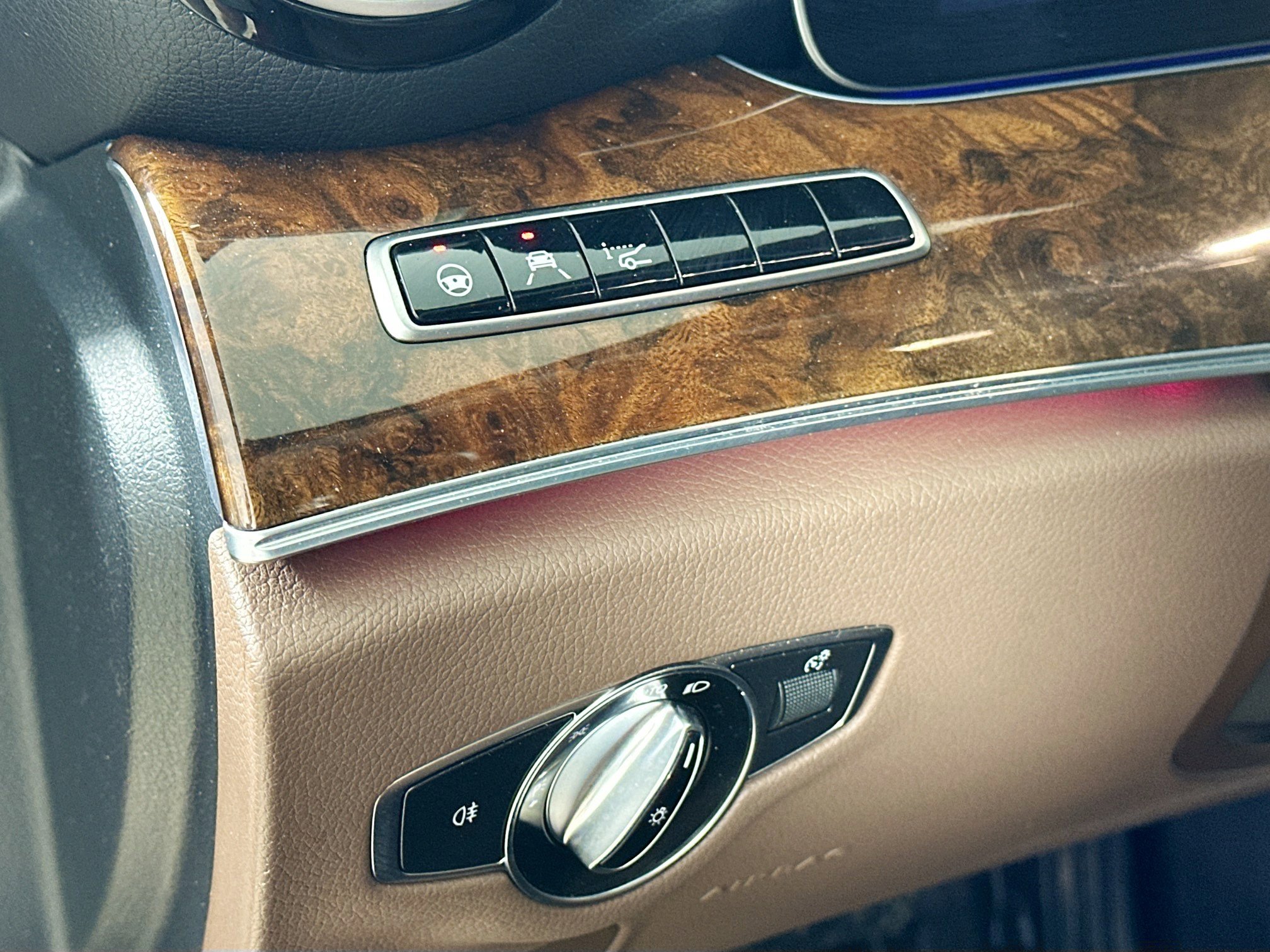 Certified 2020 Mercedes-Benz E 450 4MATIC Sedan image 10