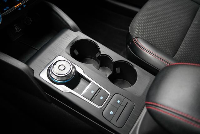 Used 2025 Ford Escape ST-Line FWD image 31